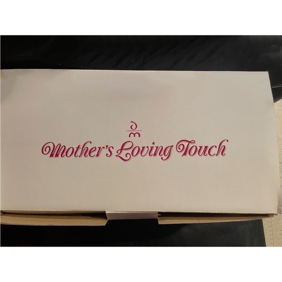 DANBURY MINT "Mother's Loving Touch" Mother & Daughter Porcelain Dolls Set - NIB - Picture 15 of 15